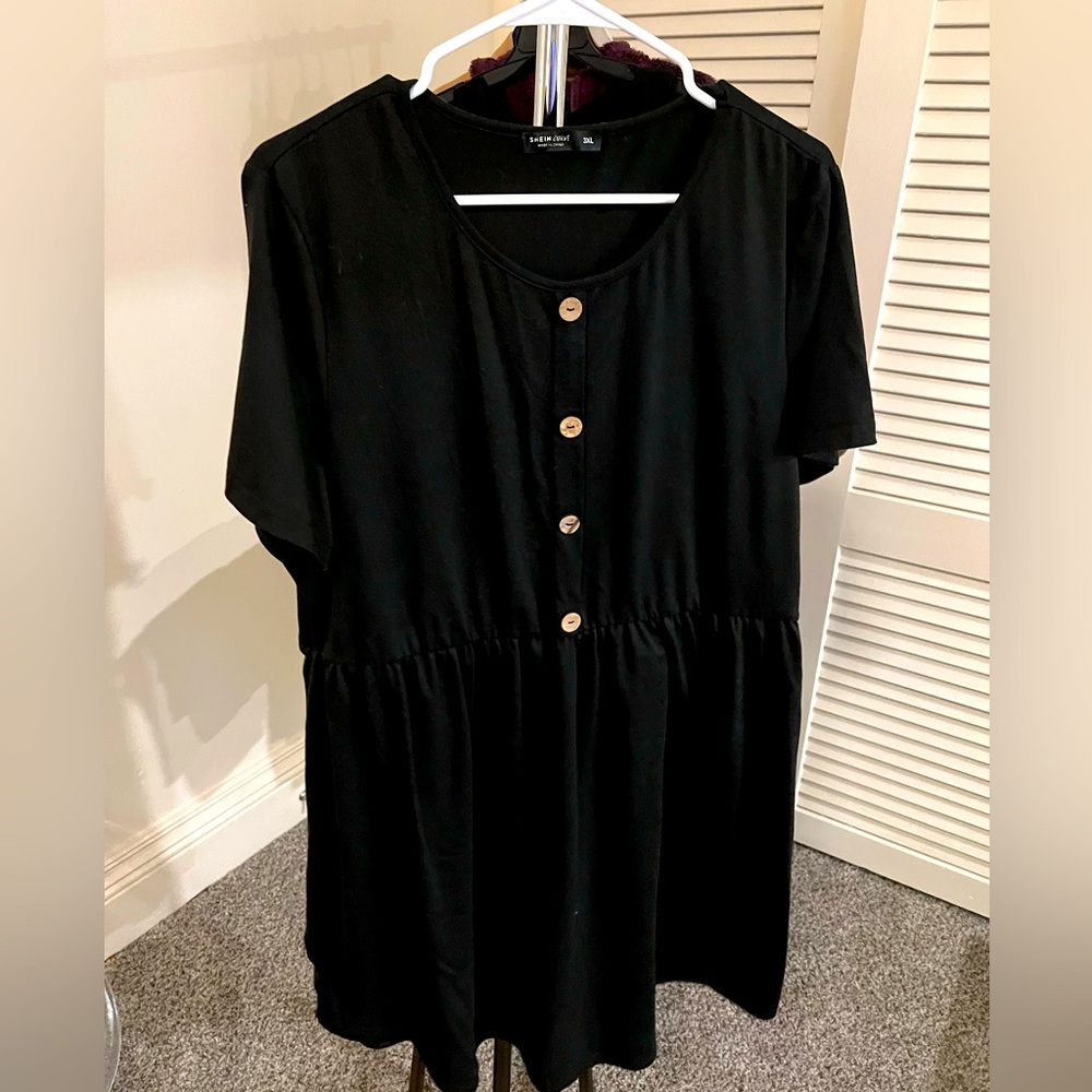 Women’s dress
